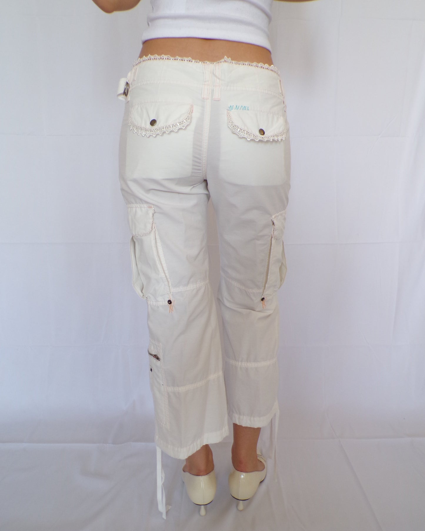 Miss Me 2000s White Capris